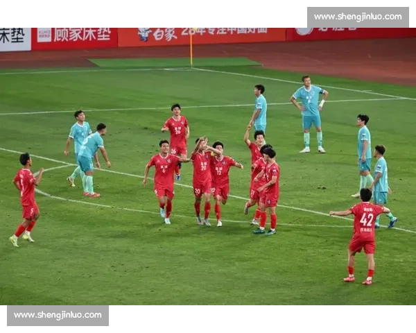 盐城奥体助威声浪掀翻穹顶 女球迷激情呐喊到腿抽筋